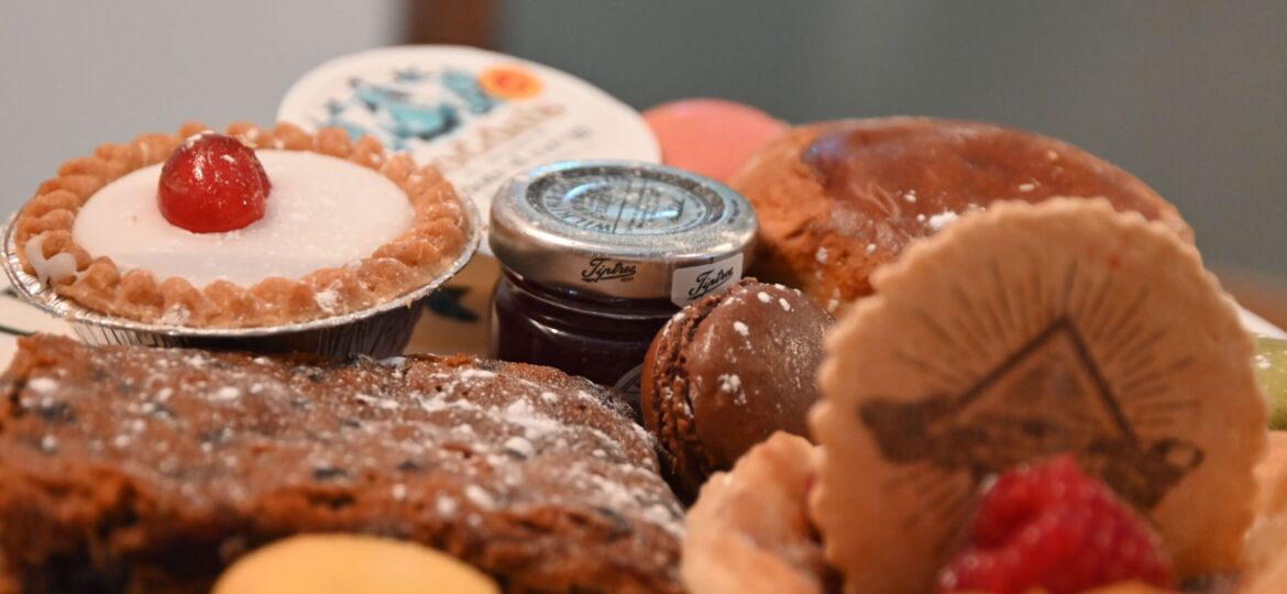 The Old Original Bakewell Pudding Shop peak district afternoon tea bakewell tart