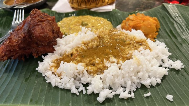 Banana Leaf Curry at Samy’s Curry Restaurant in Singapore